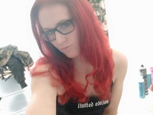 Hemmungsloser Sexcam Chat mit einer Transe