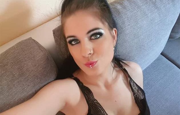 Pure Live Erotik in kostenloser deutscher Sexchat