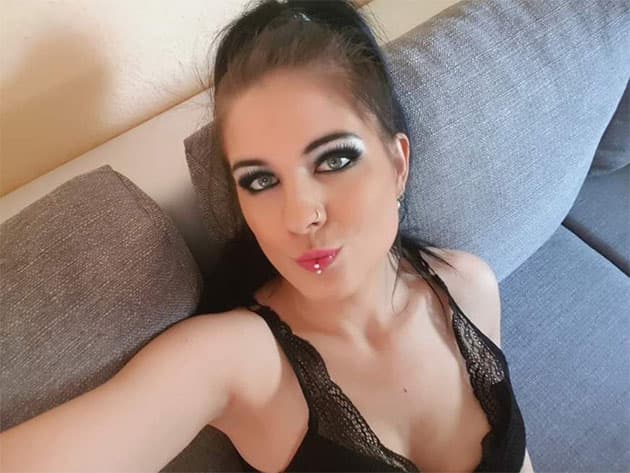 Pure Live Erotik in kostenloser deutscher Sexchat