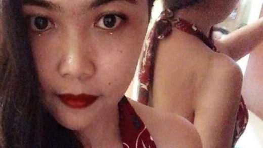 Echte Thaifrau im sexy Live Chat